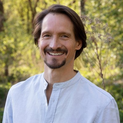 Portraitbild von Harald Maier, Menschen für Menschen Österreich